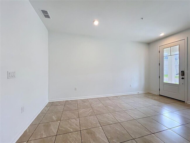 Photo - 9848 Walkway Dr