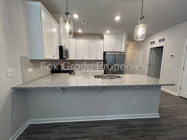 Photo - 8236 McCormick St