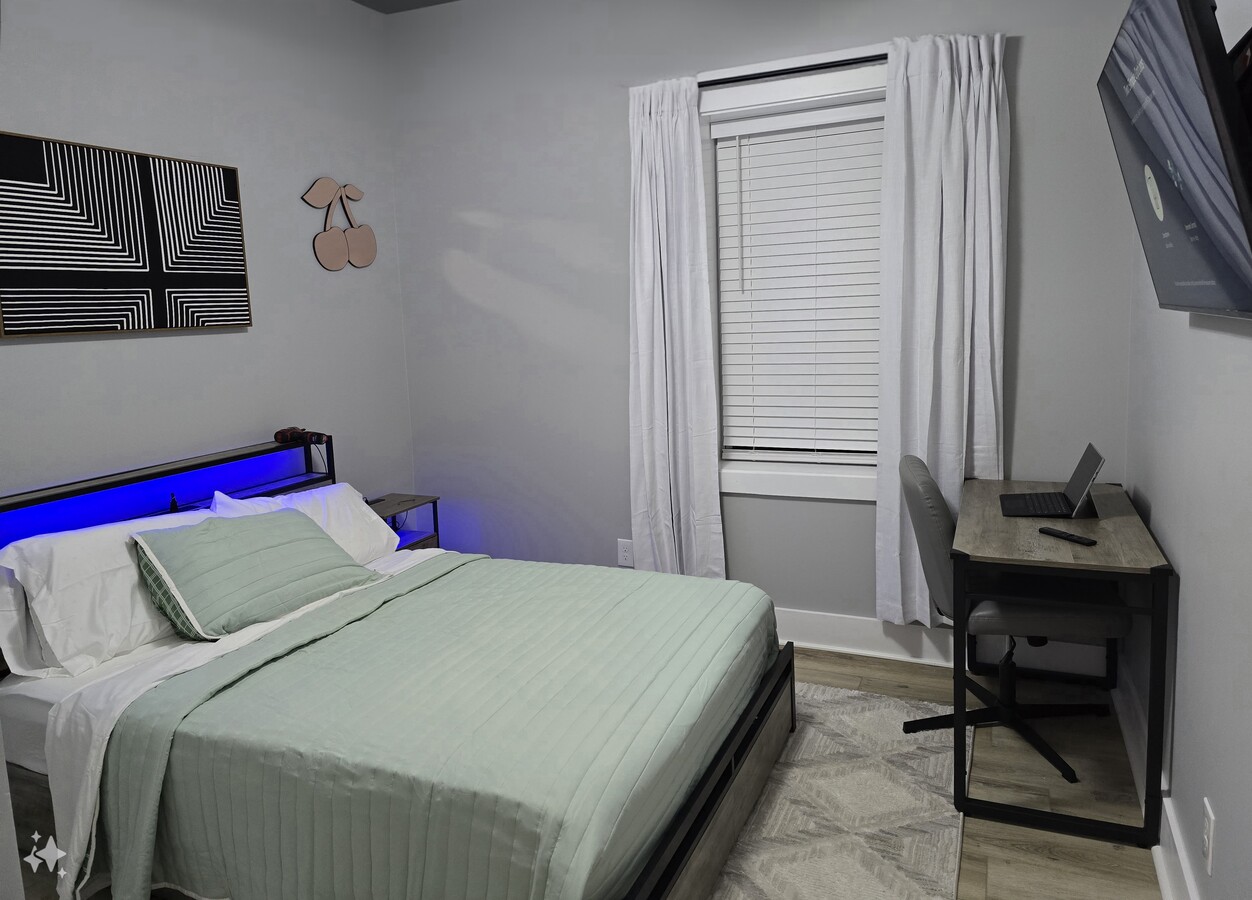 Photo - 1315 Gorrell St Condo Unit 2