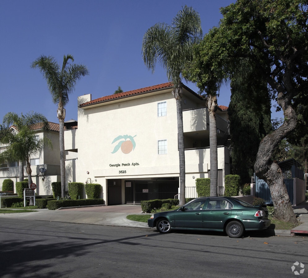 Primary Photo - Georgia Peach Apartments