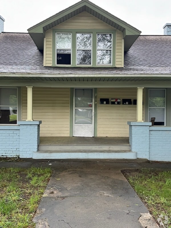 Building Photo - 1827 1st Ave NW Rental