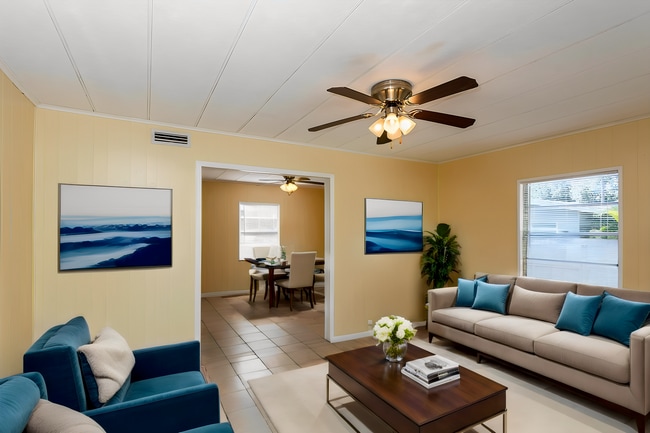 Photo - A beautiful and spacious 3 bedroom and 1 full  bathroom house in the heart of Kissimmee