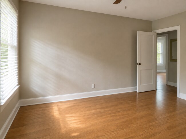 Photo - 1605 Pearl St