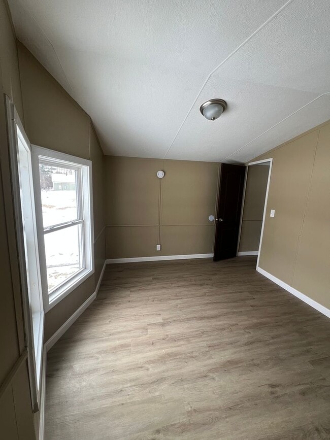 Photo - 1582 Hill Rd