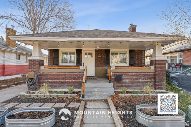 Building Photo - Charming 2 BR Bungalow in SLC's 9th & 9th!