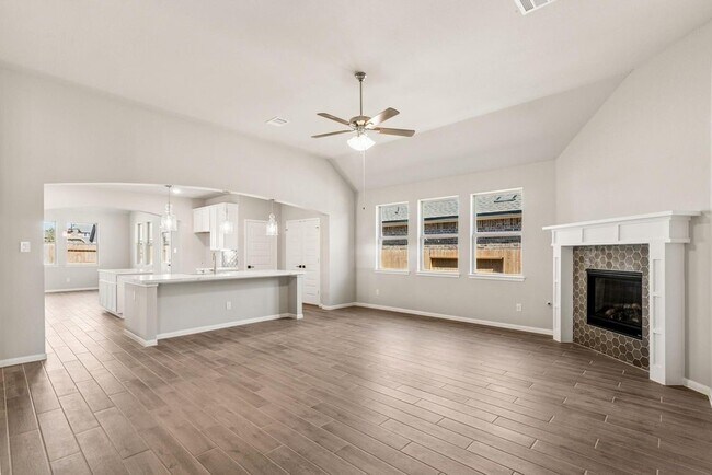 32406 Cedar Elm Dr