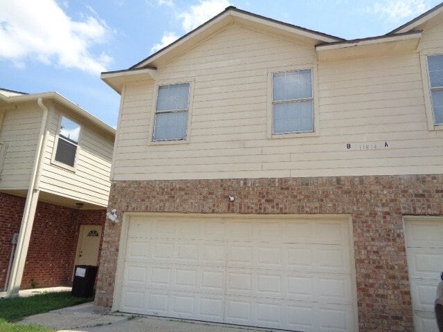 Building Photo - 11814 Chetman Dr Rental