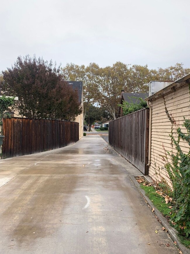 Photo - 1 Bedroom Casita Near Downtown Hollister Unit #200