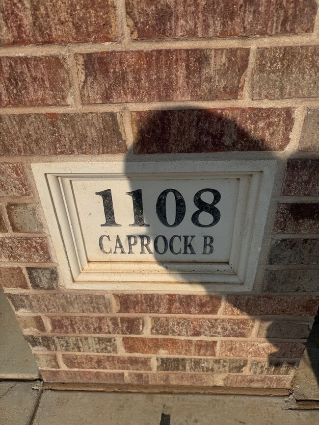 Photo - 1108 Caprock St