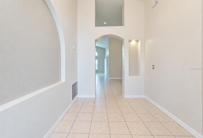 2927 Blooming Alamanda Loop