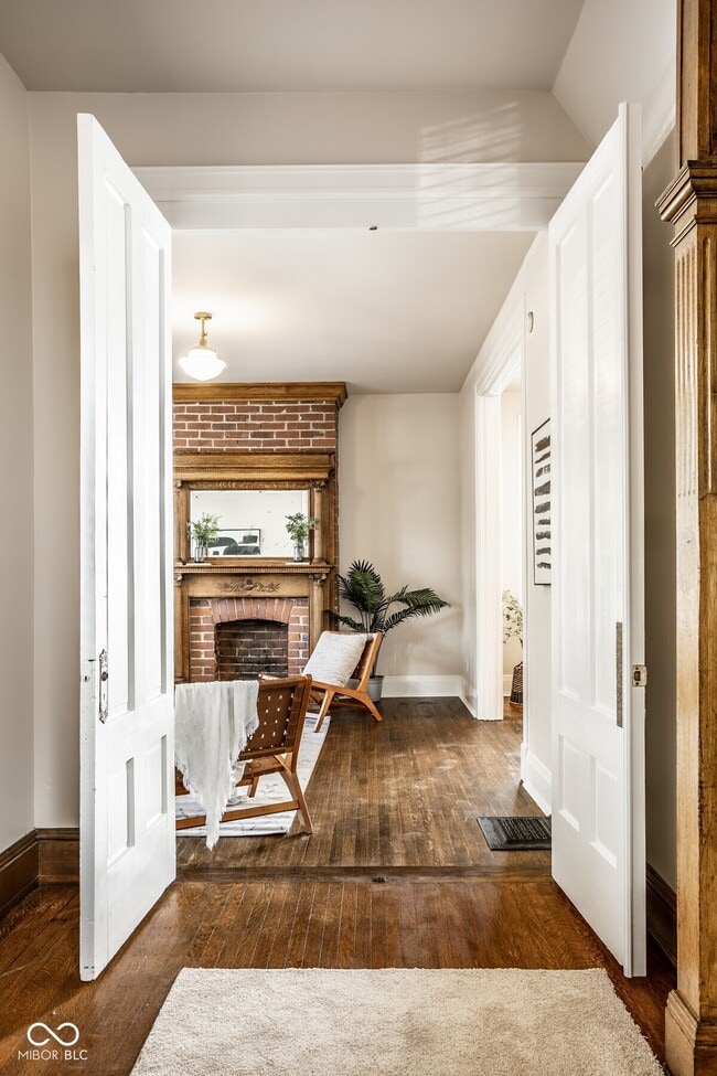 Photo - 434 E New York St