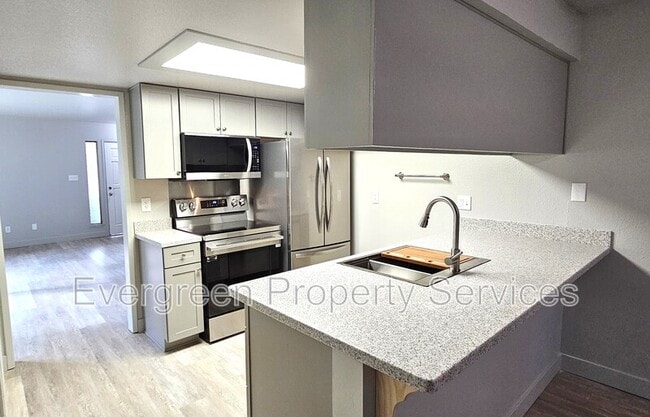 Photo - 5787 Haskell Ave