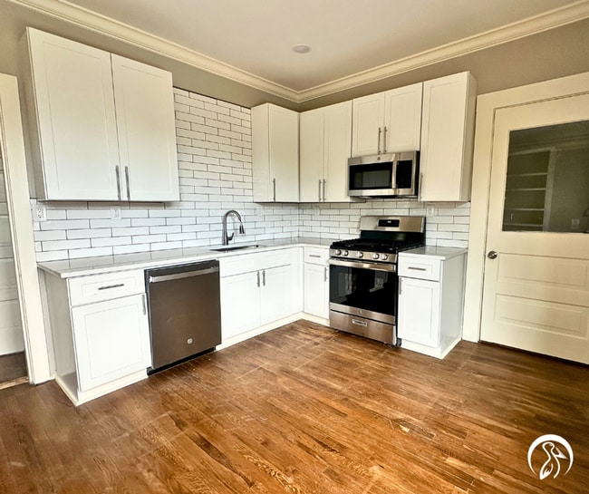 Photo - Pelican - Hilton St Duplex Unit Pelican - 307 Hilton (upstairs)