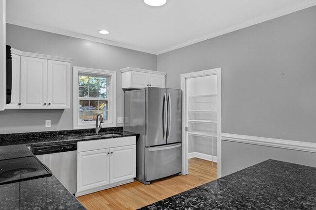 Photo - Looking for a place for your Pod?