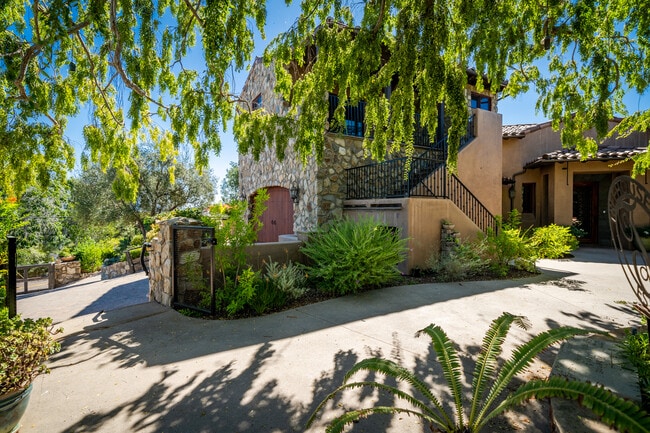 Photo - 4516 Resmar Rd