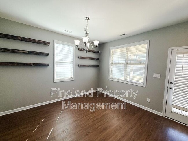 Photo - 268 Chatfield Dr.