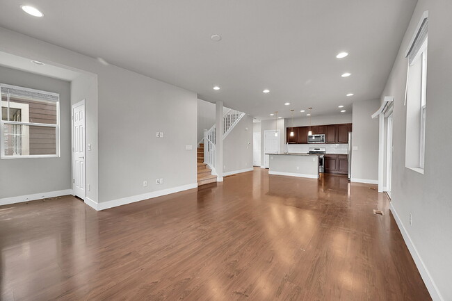 Photo - $2,650.00 - 3 Bedrooms, 2.5 Bathrooms, Sin...