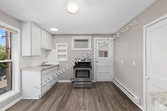 Building Photo - 125 Eastern Ave SE Rental