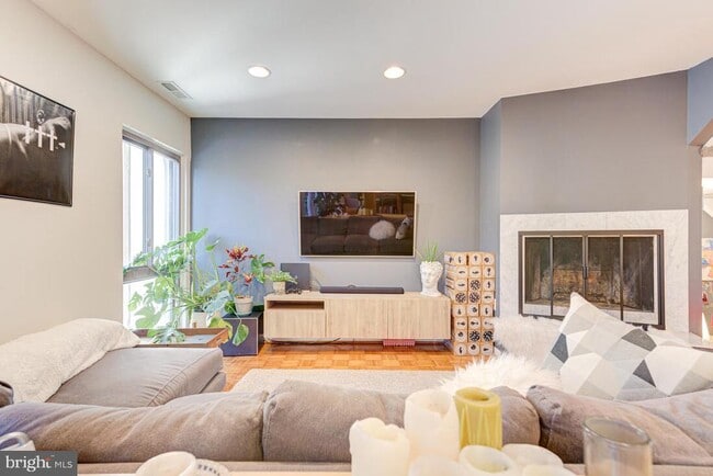 Photo - 11621 Newbridge Ct