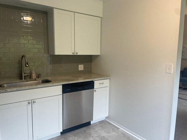 3236 Bolgos Cir