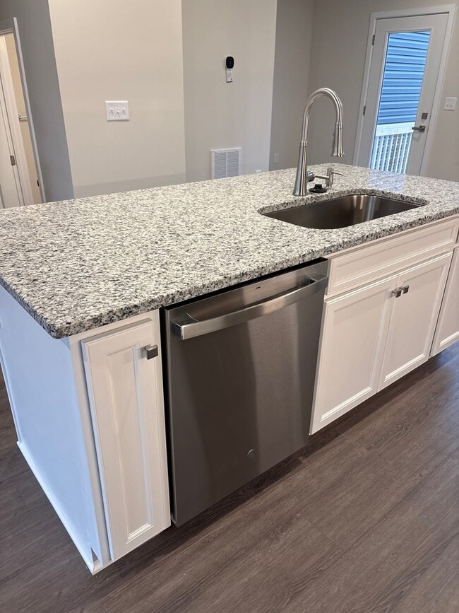 Photo - 711 Tambor Rd