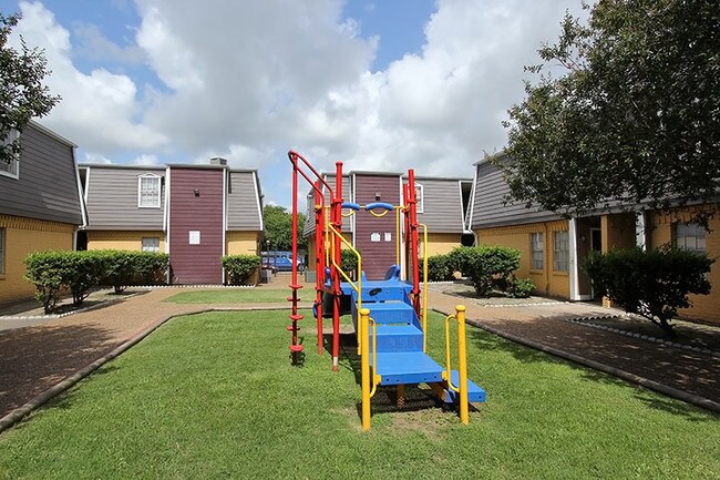 Photo - 4015 Broadway St Unit 33