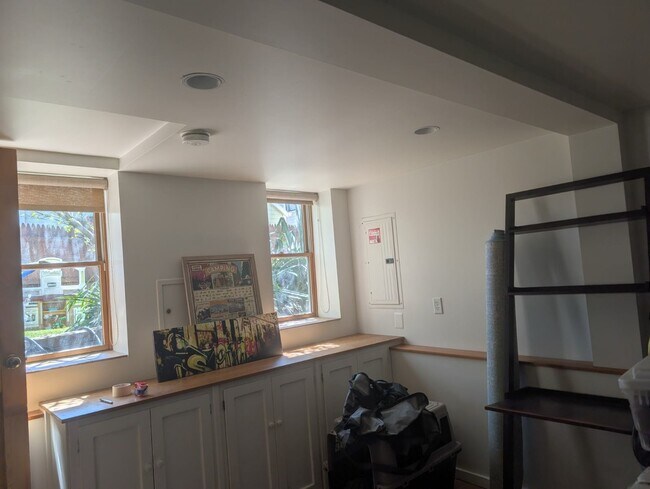 Photo - 125 1/2 Spring St