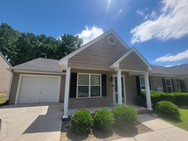 Photo - 1209 Bison Way