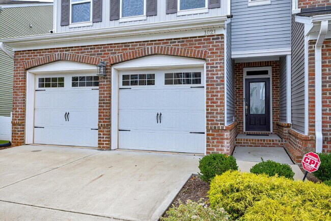 Photo - 1021 Epiphany Rd