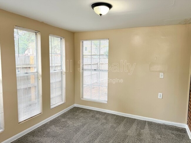 Photo - 2140 Meadowview Ct SE Unit A