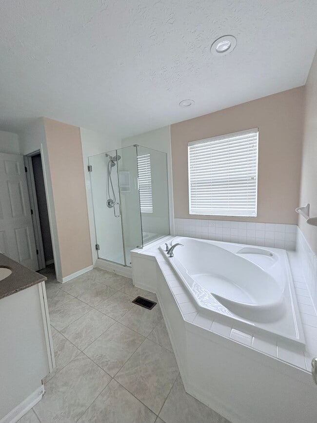 Photo - 7735 Royal Park Dr
