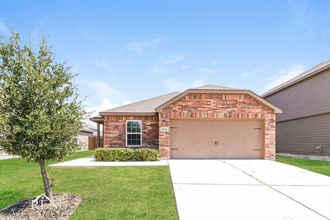 Building Photo - Now Available! Rental