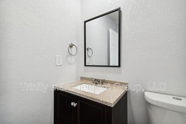 Photo - 1051 Dogwood Dr