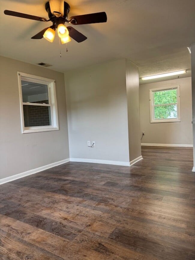 Photo - 7001 Comet Dr