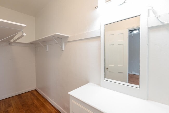 Gailmore Apartments