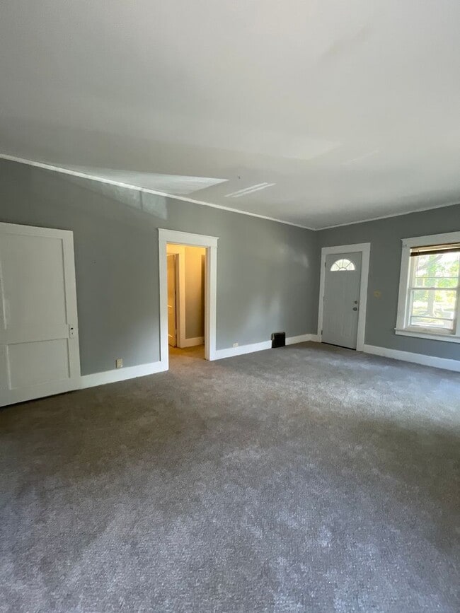 Photo - 1415 Neosho St