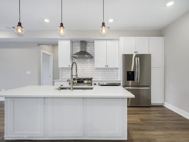 Photo - 261 Washington Blvd Unidad 506