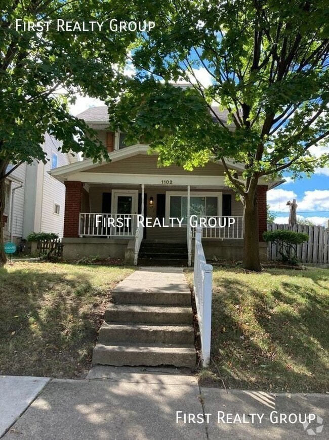 Building Photo - 1102 Beaumont- Rental