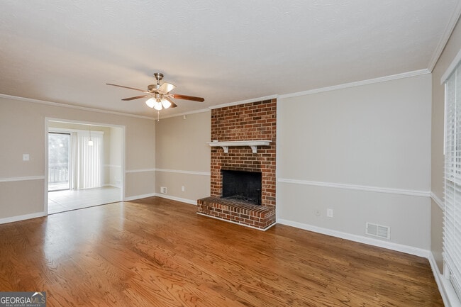 Photo - 2078 Marbut Ln