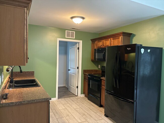 Photo - 117 Carolina Forest Drive, Goldsboro, NC 2...