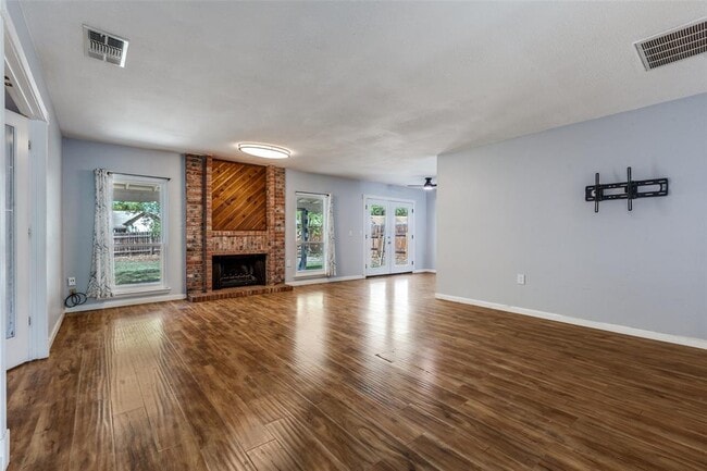 Photo - 6719 Timberhill Dr