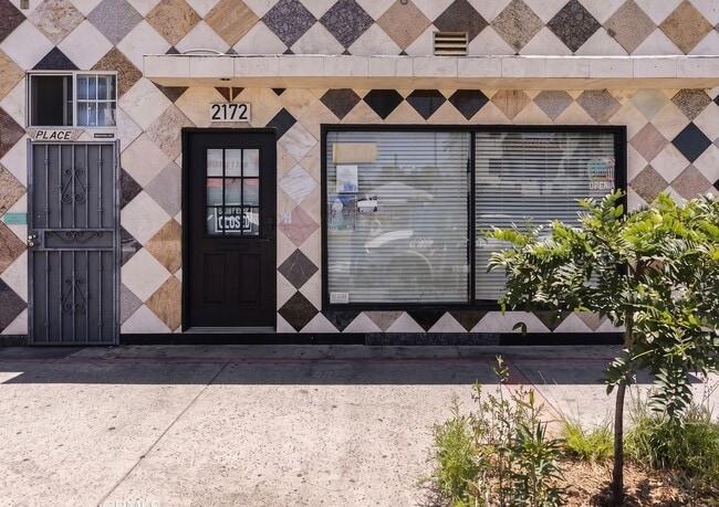 2172 Pacific Ave Unidad B