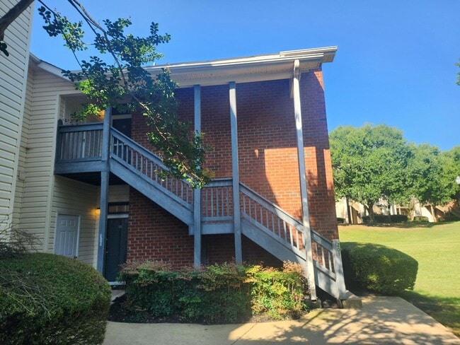 Building Photo - 131-201 (3) Unit 201-3