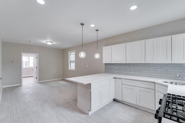 Photo - 11 Holmes Ave Unit 2