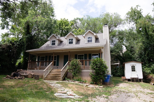 Building Photo - 16 Townview Dr Rental