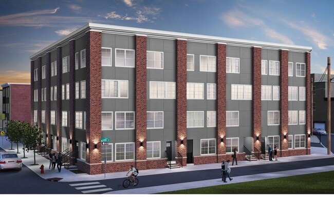 Photo - Front On Lee