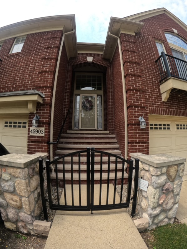 Building Photo - 45903 Dutton Ave Rental