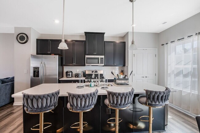 Photo - 6616 Pathfinder Wy