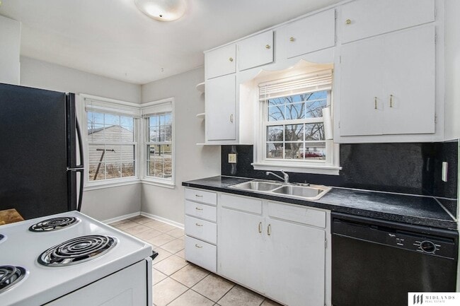 Photo - 2403 S Wayne St