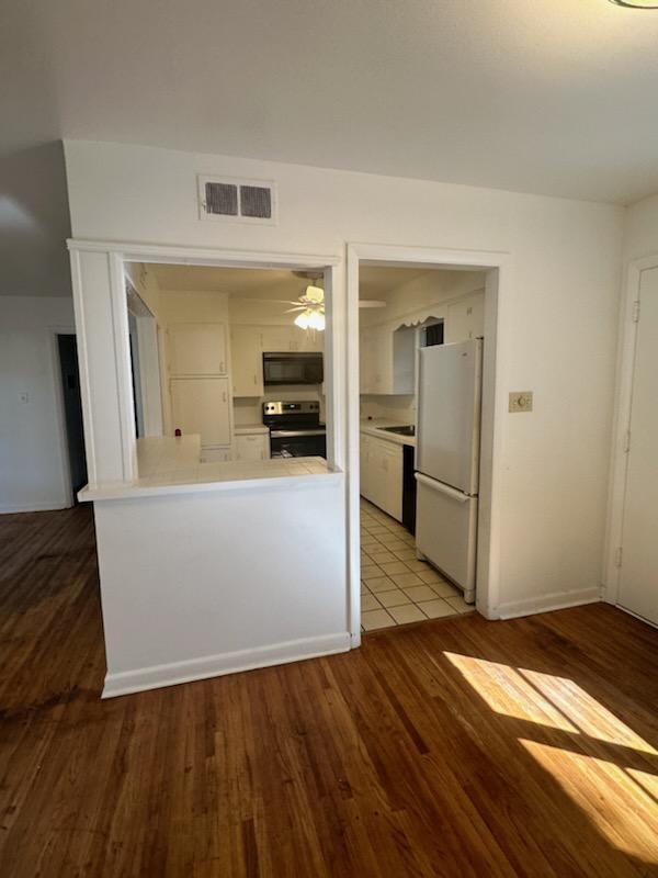 Photo - 201 Hiawatha Dr